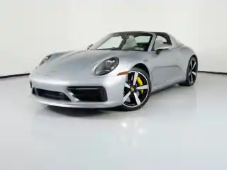2022 Porsche 911 Targa 4S's photo