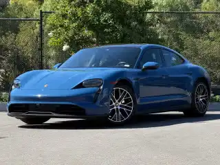 2023 Porsche Taycan Base's photo