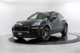 2023 Porsche Macan S's photo