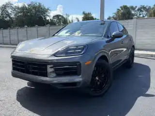 2024 Porsche Cayenne E-Hybrid's photo