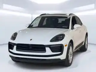 2026 Porsche Macan T's photo