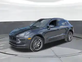 2026 Porsche Macan Base's photo