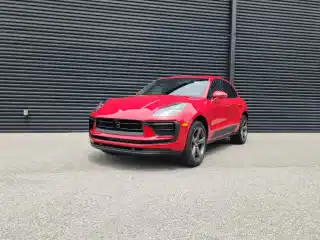 2026 Porsche Macan T's photo