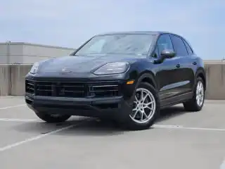 2026 Porsche Cayenne Base's photo