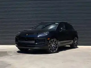 2026 Porsche Macan T's photo