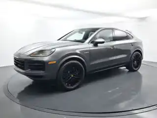 2024 Porsche Cayenne E-Hybrid's photo
