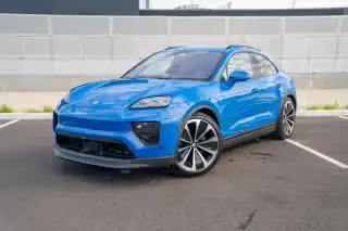 2026 Porsche Macan Macan Electric's photo