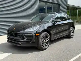 2026 Porsche Macan T's photo