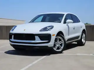 2026 Porsche Macan T's photo