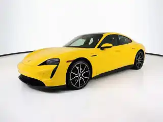 2024 Porsche Taycan 4S's photo