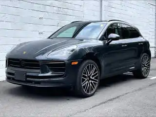 2026 Porsche Macan's photo