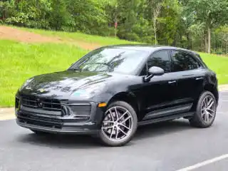 2026 Porsche Macan T's photo