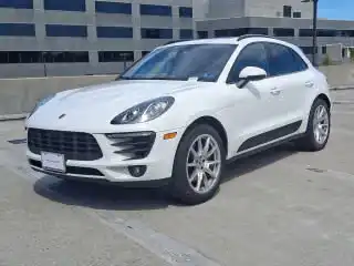 2018 Porsche Macan Base's photo