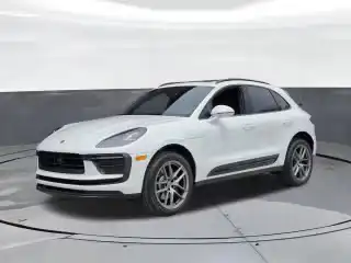 2026 Porsche Macan Base's photo