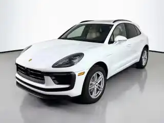2026 Porsche Macan T's photo