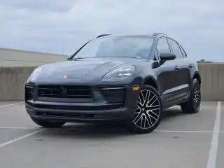 2026 Porsche Macan T's photo