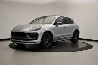 2026 Porsche Macan T's photo