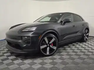 2025 Porsche Macan Macan 4S Electric's photo