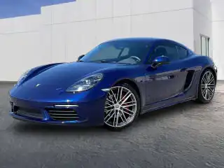 2022 Porsche 718 Cayman S's photo