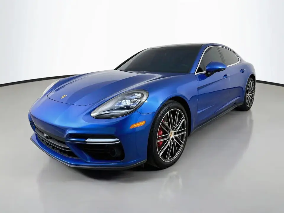 2017 Porsche Panamera Turbo photo 3