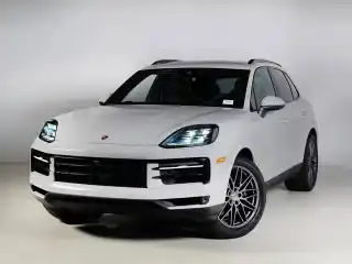2026 Porsche Cayenne Base's photo