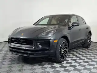 2026 Porsche Macan T's photo