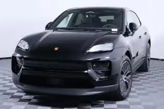 2026 Porsche Macan Macan Electric's photo