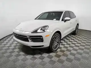 2022 Porsche Cayenne Platinum Edition's photo