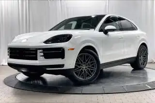2025 Porsche Cayenne Base's photo