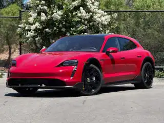 2022 Porsche Taycan Cross Turismo Turbo S's photo