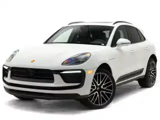 2026 Porsche Macan T's photo