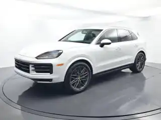 2024 Porsche Cayenne Base's photo