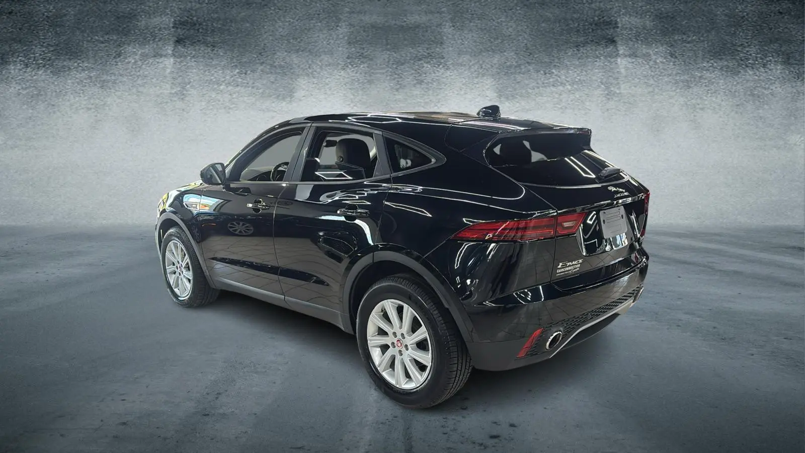 2019 Jaguar E-PACE P250 S AWD photo 3