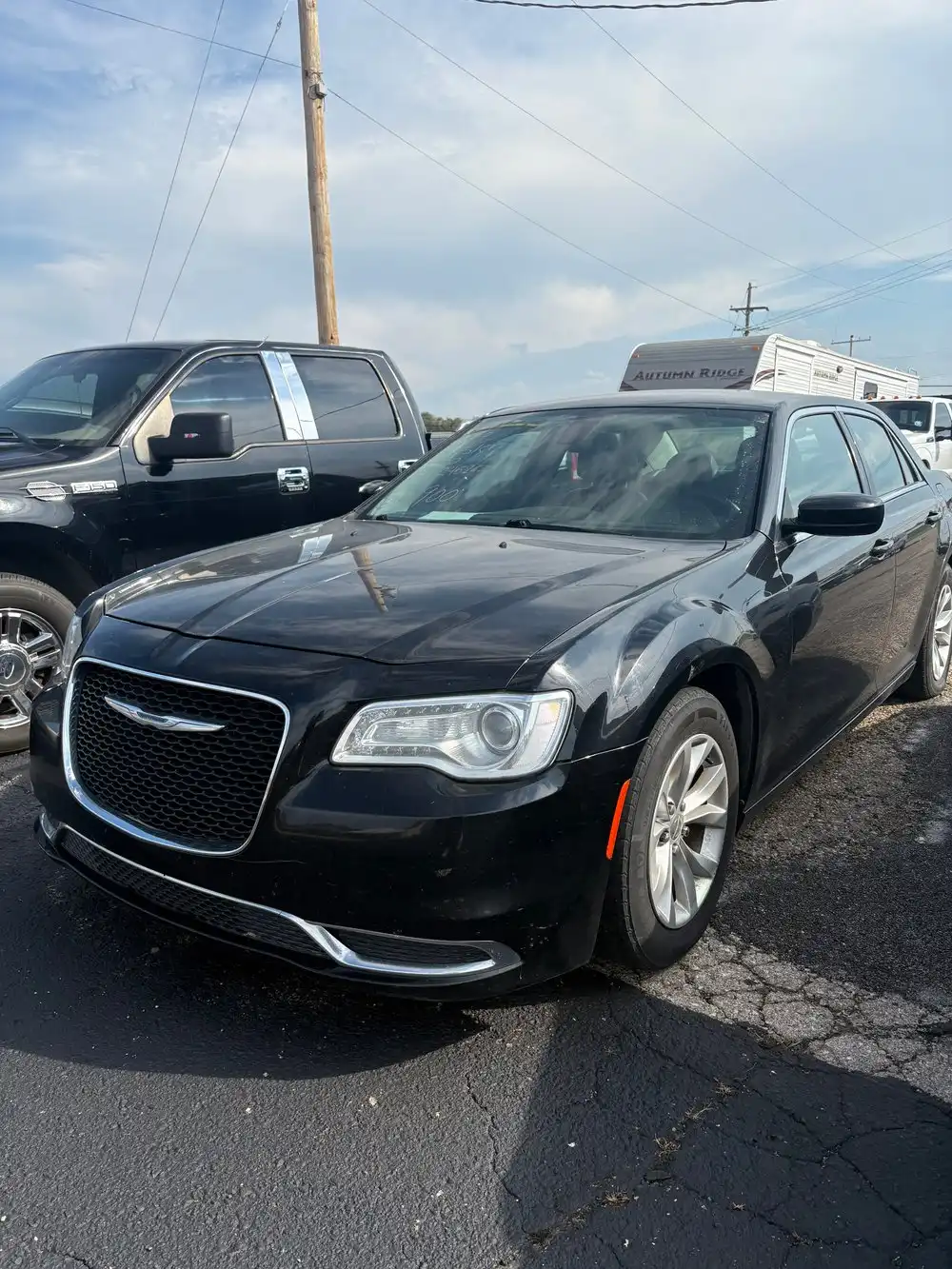 2016 Chrysler 300 Limited's photo