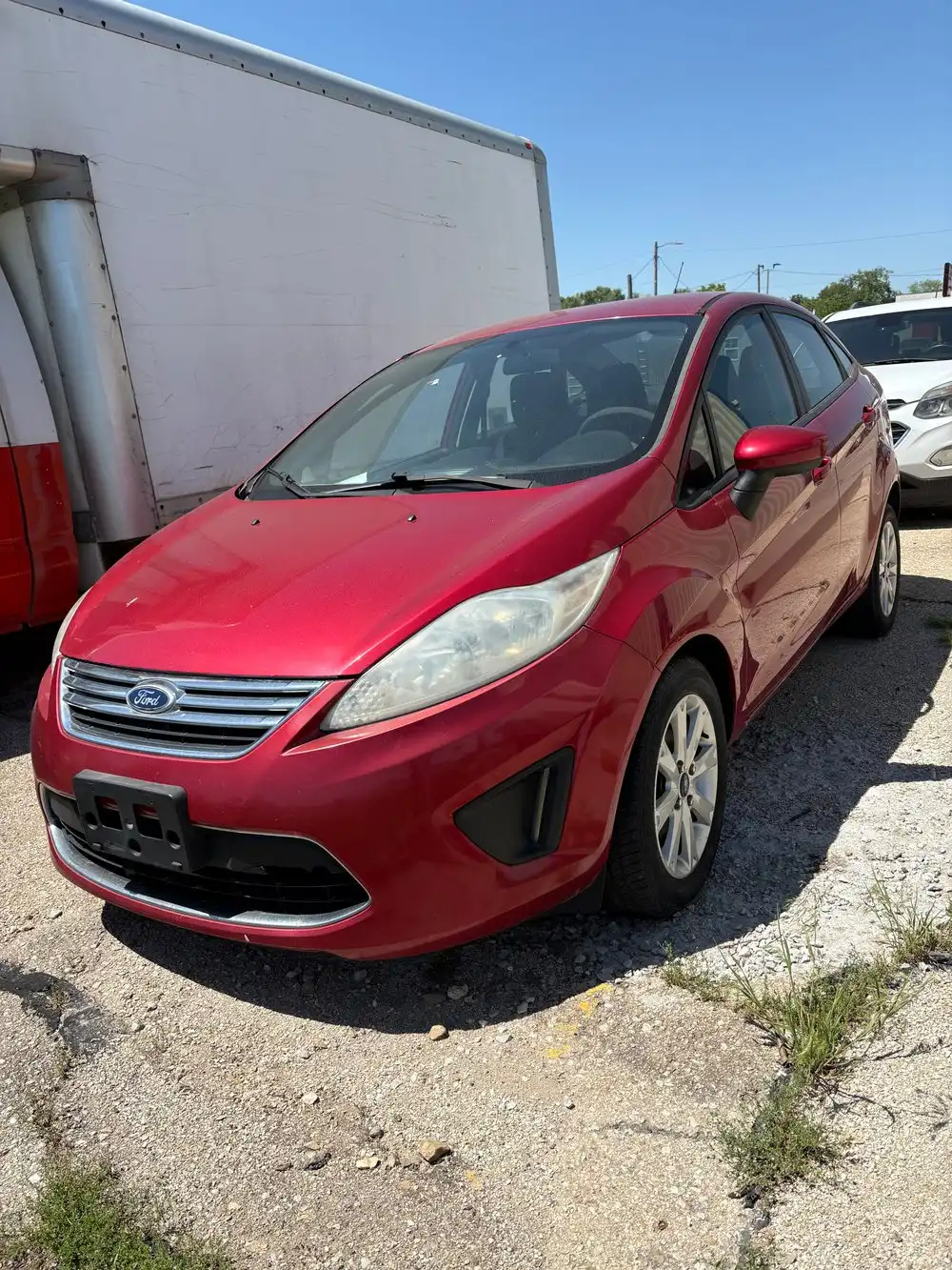 2011 Ford Fiesta SE Sedan's photo