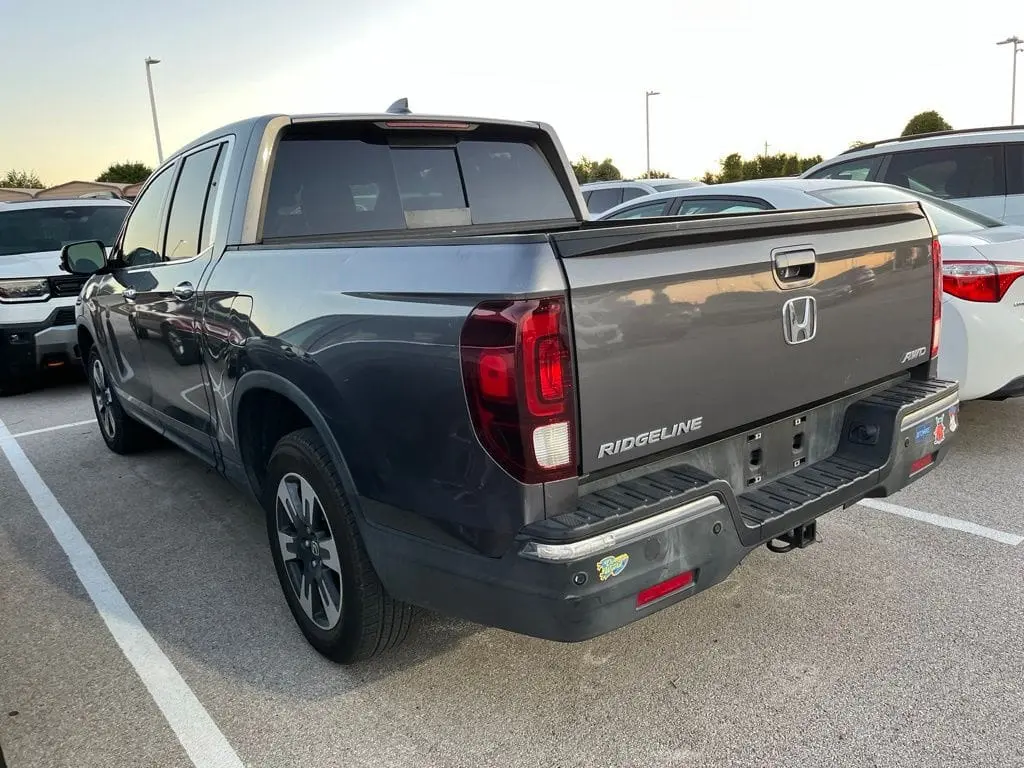 2019 Honda Ridgeline RTL-E AWD photo 4
