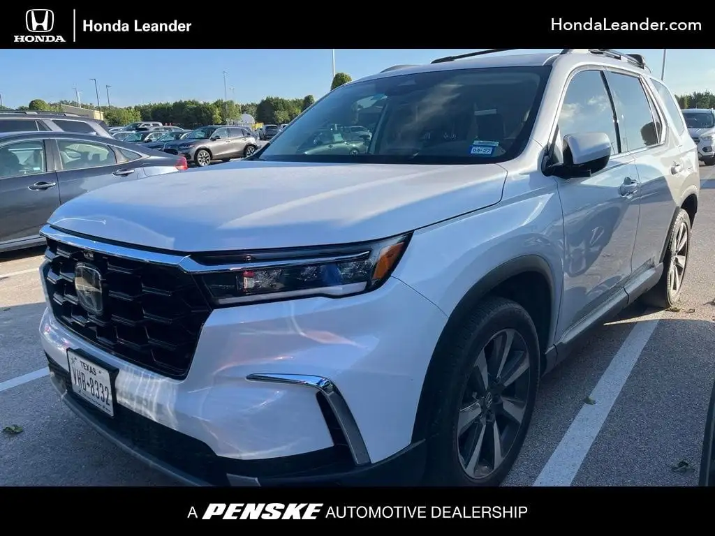 2025 Honda Pilot Elite AWD's photo