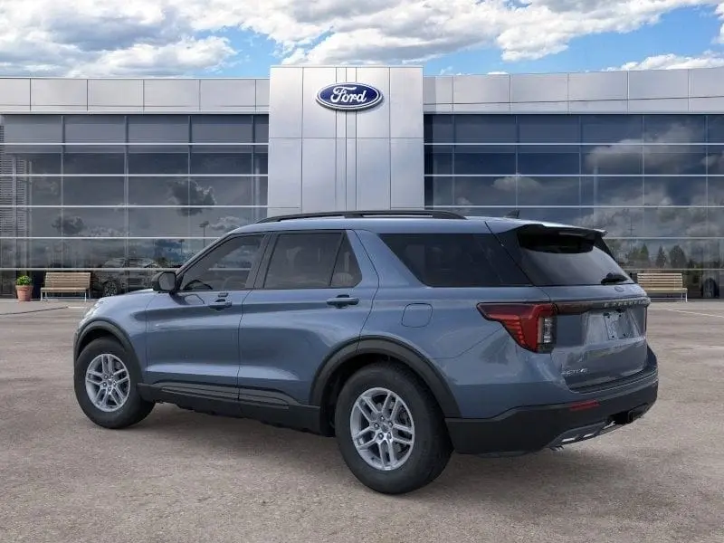 2026 Ford Explorer undefined photo 5