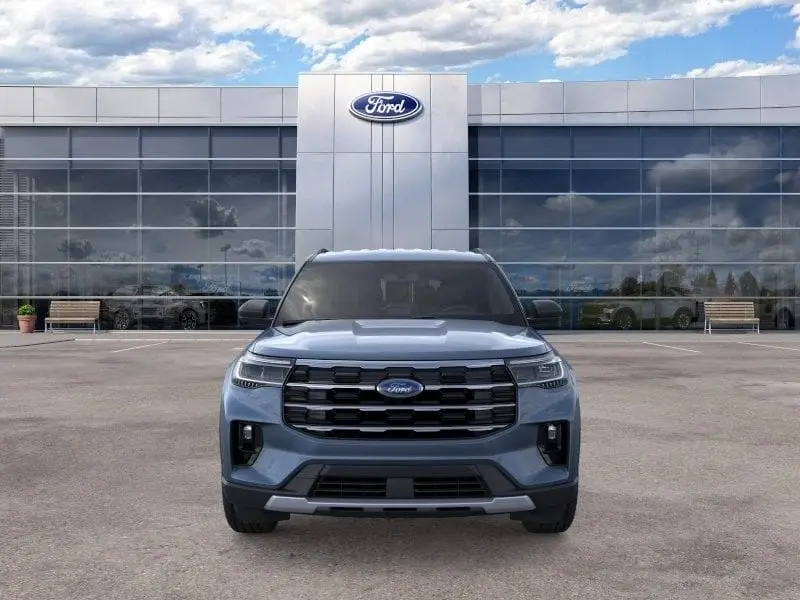 2026 Ford Explorer undefined photo 3