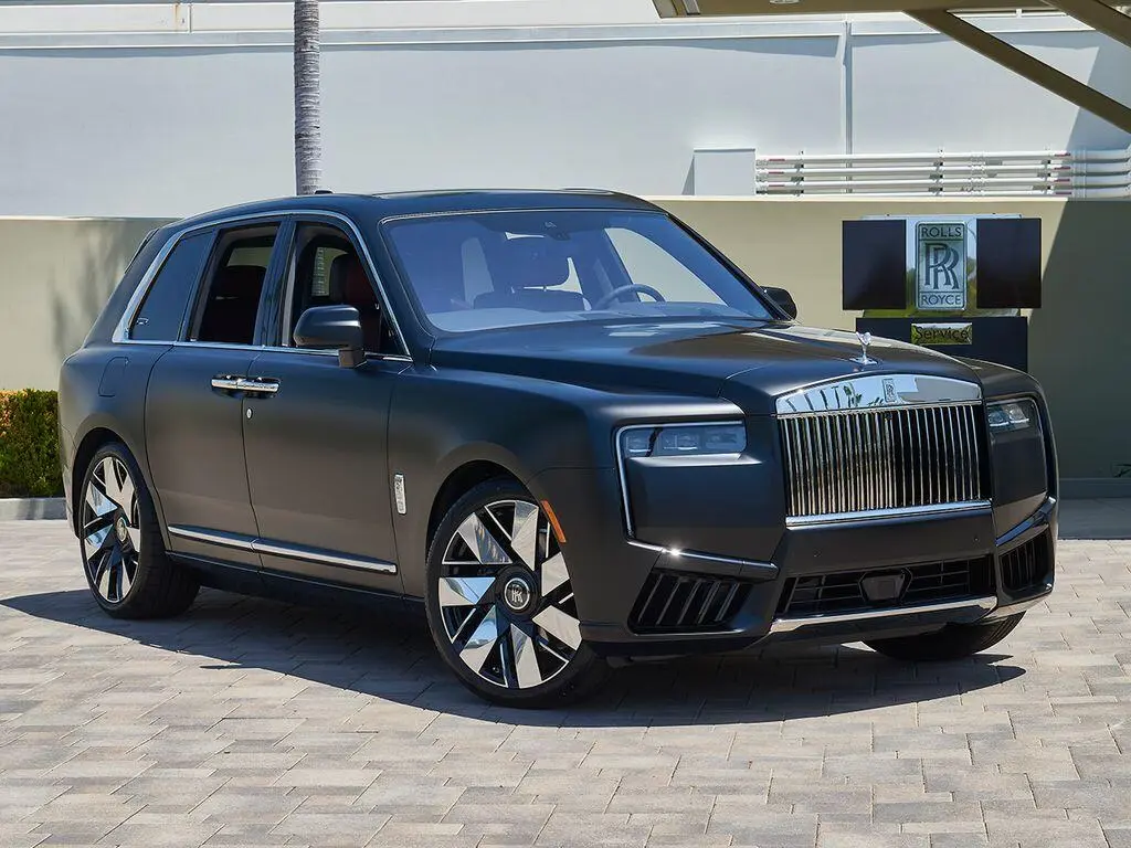 2027 Rolls-Royce Cullinan Base photo 5