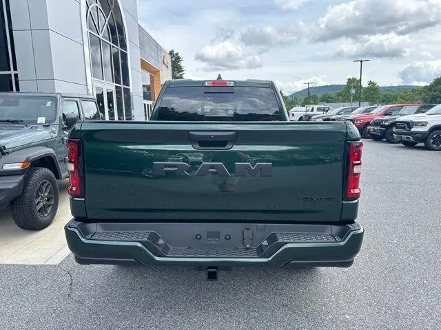 2026 RAM 1500 Express 4x4 Quad Cab 6'4 photo 5