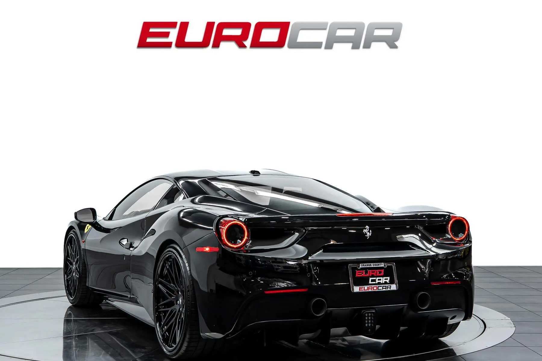 2019 Ferrari 488 Base photo 3