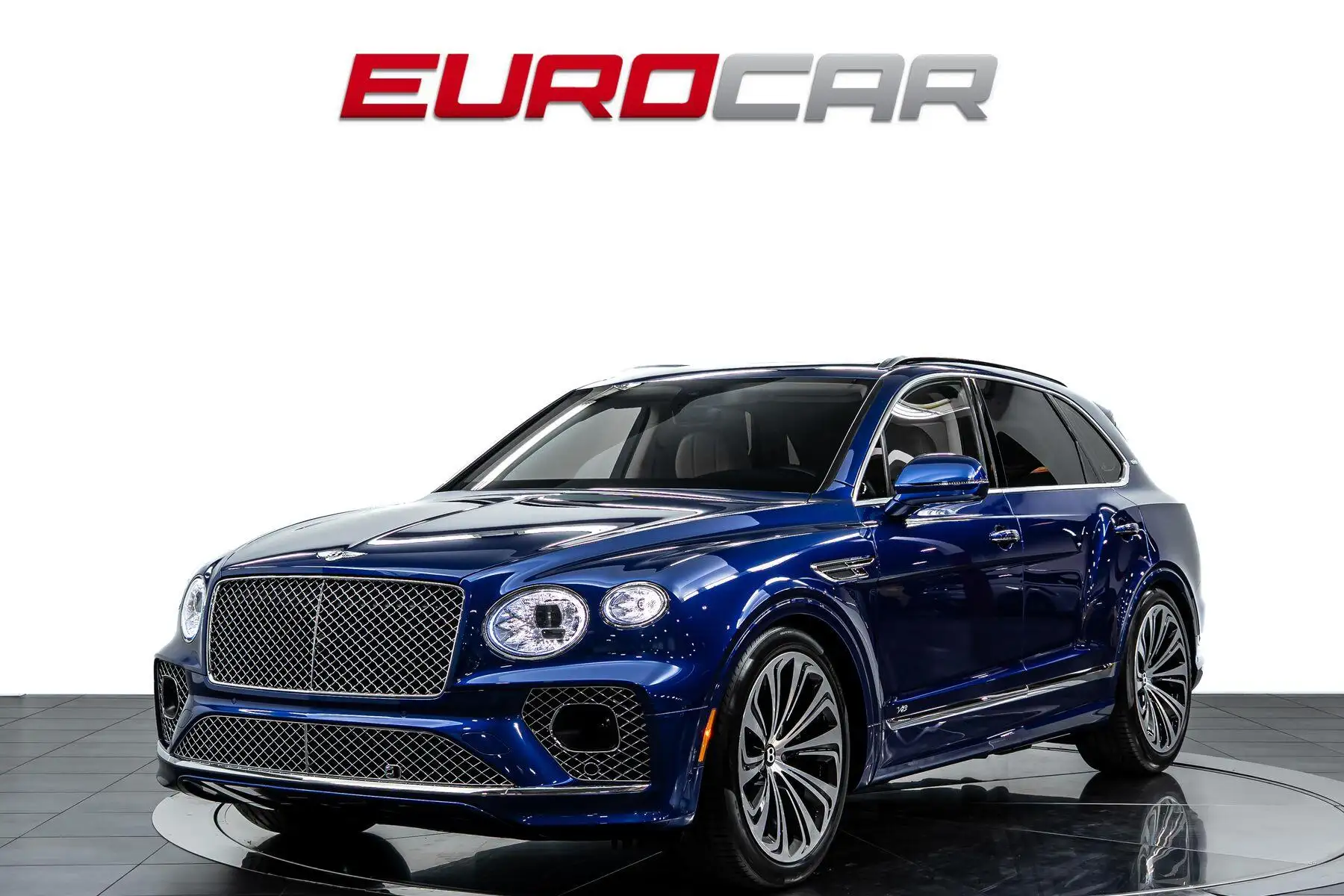 2021 Bentley Bentayga V8's photo