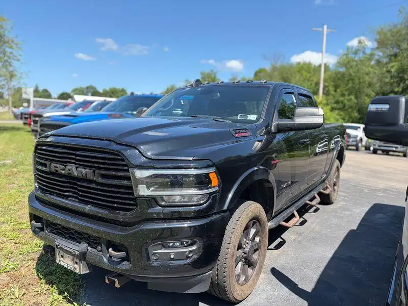 2022 RAM 3500 Laramie 4X4 Crew Cab SWB's photo