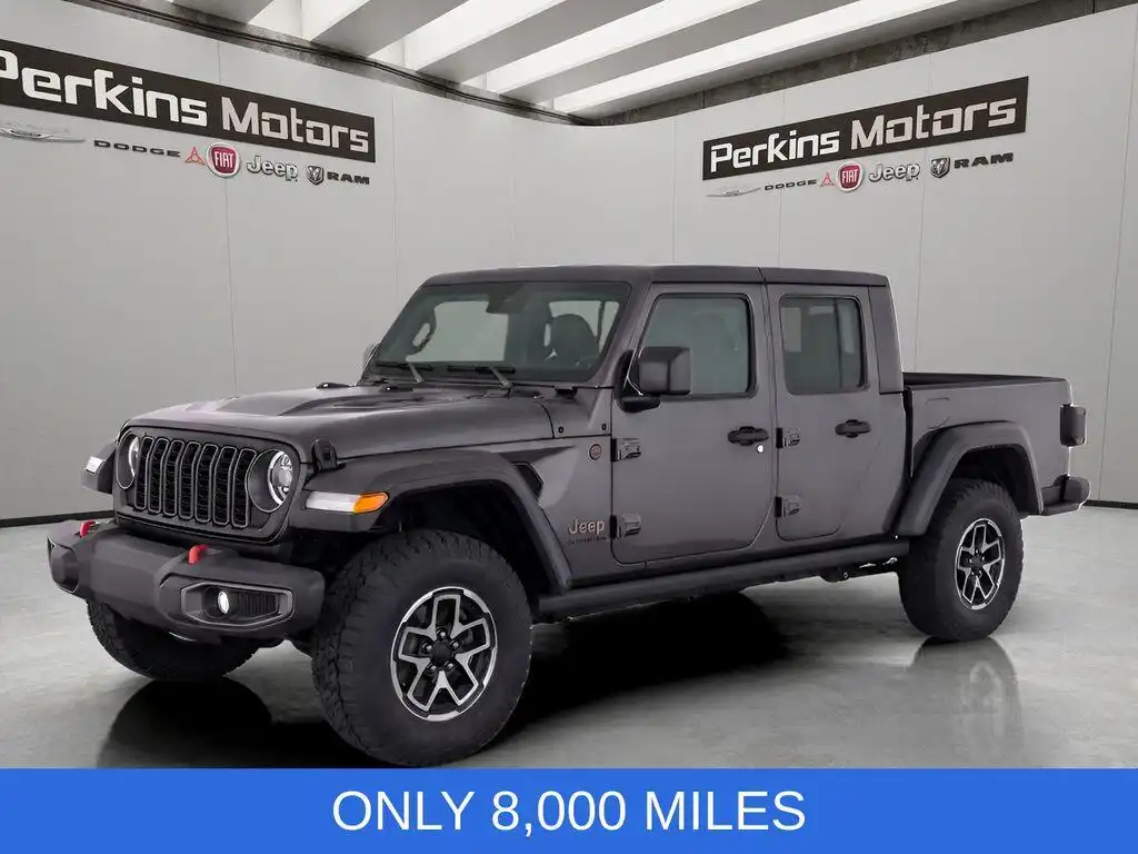 2025 Jeep Gladiator Rubicon Auto's photo