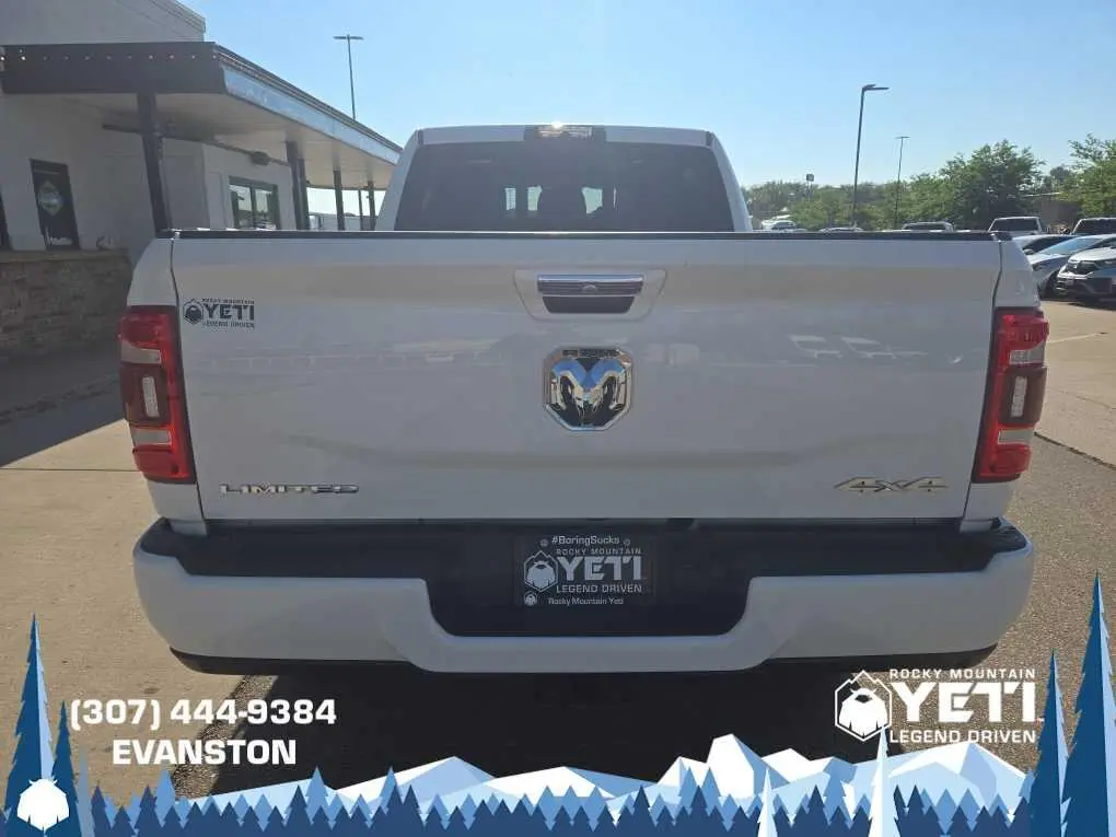 2019 RAM 2500 Laramie Limited 4X4 Mega Cab photo 4