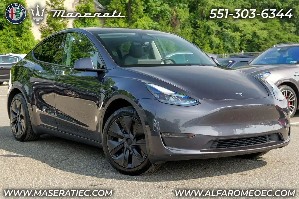 2025 Tesla Model Y Long Range Rear Wheel Drive's photo