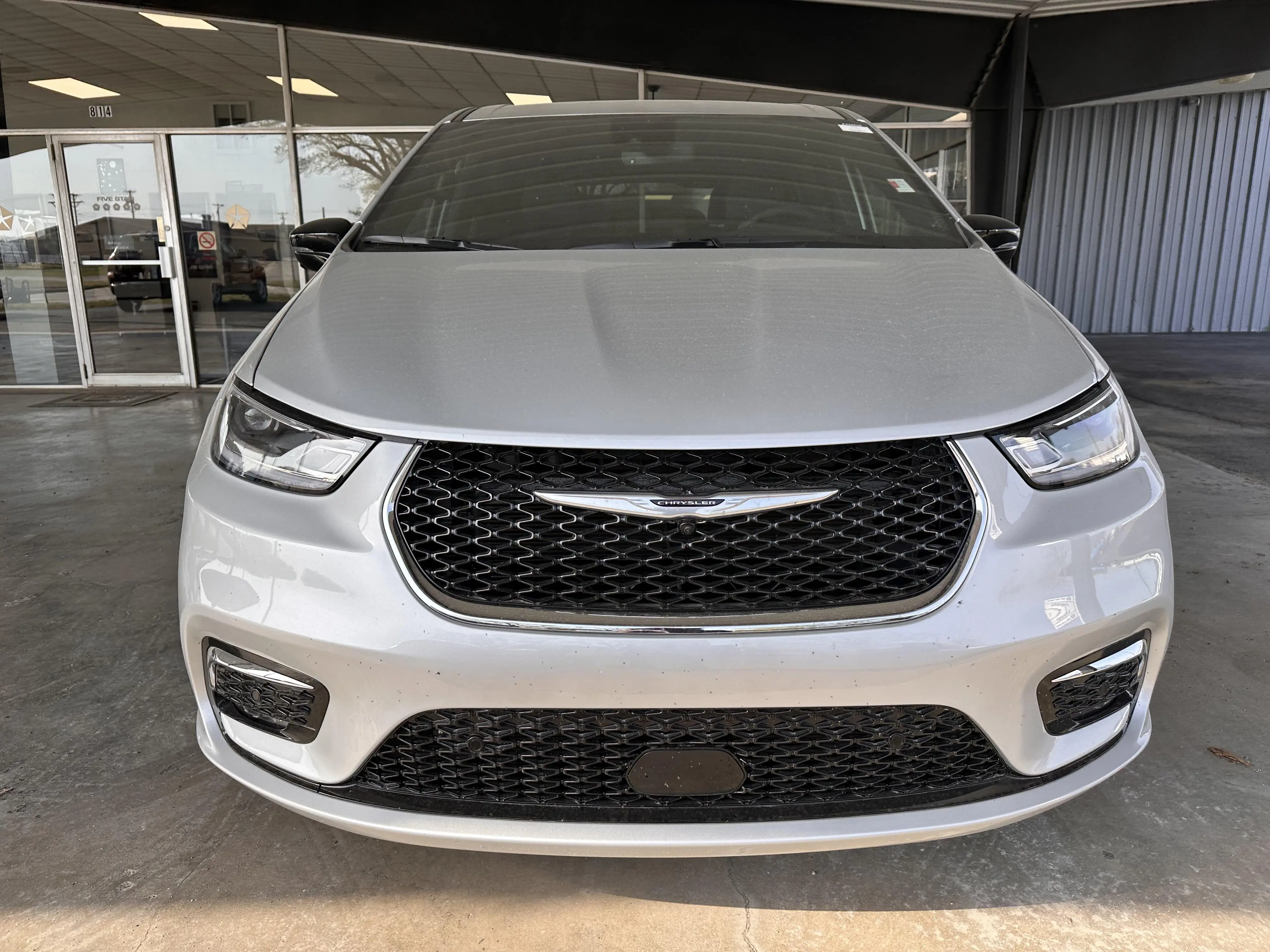2026 Chrysler Pacifica Select photo 5
