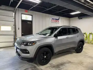 2024 Jeep Compass Latitude 4X4's photo