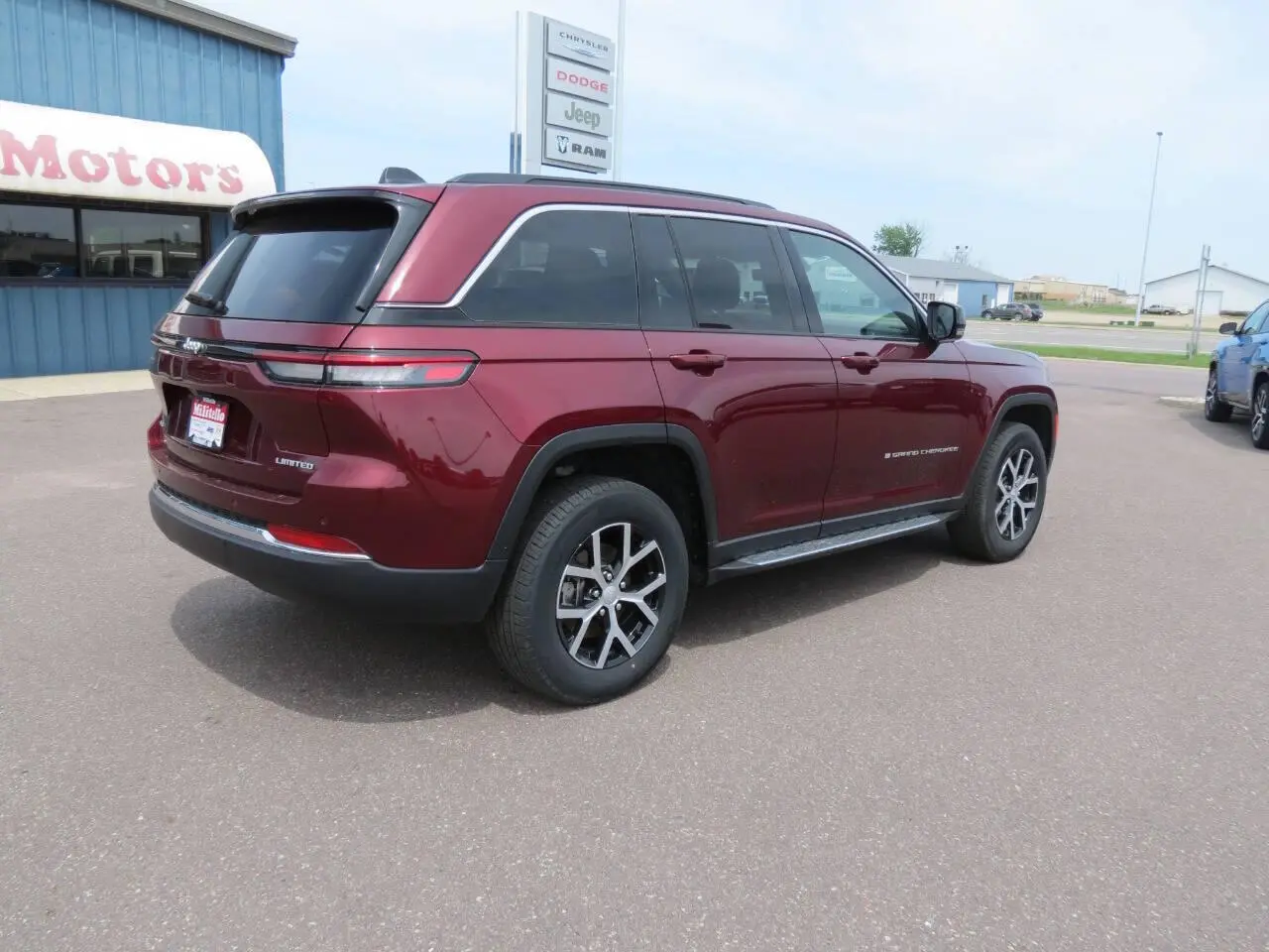 2025 Jeep Grand Cherokee Limited 4x4 photo 5